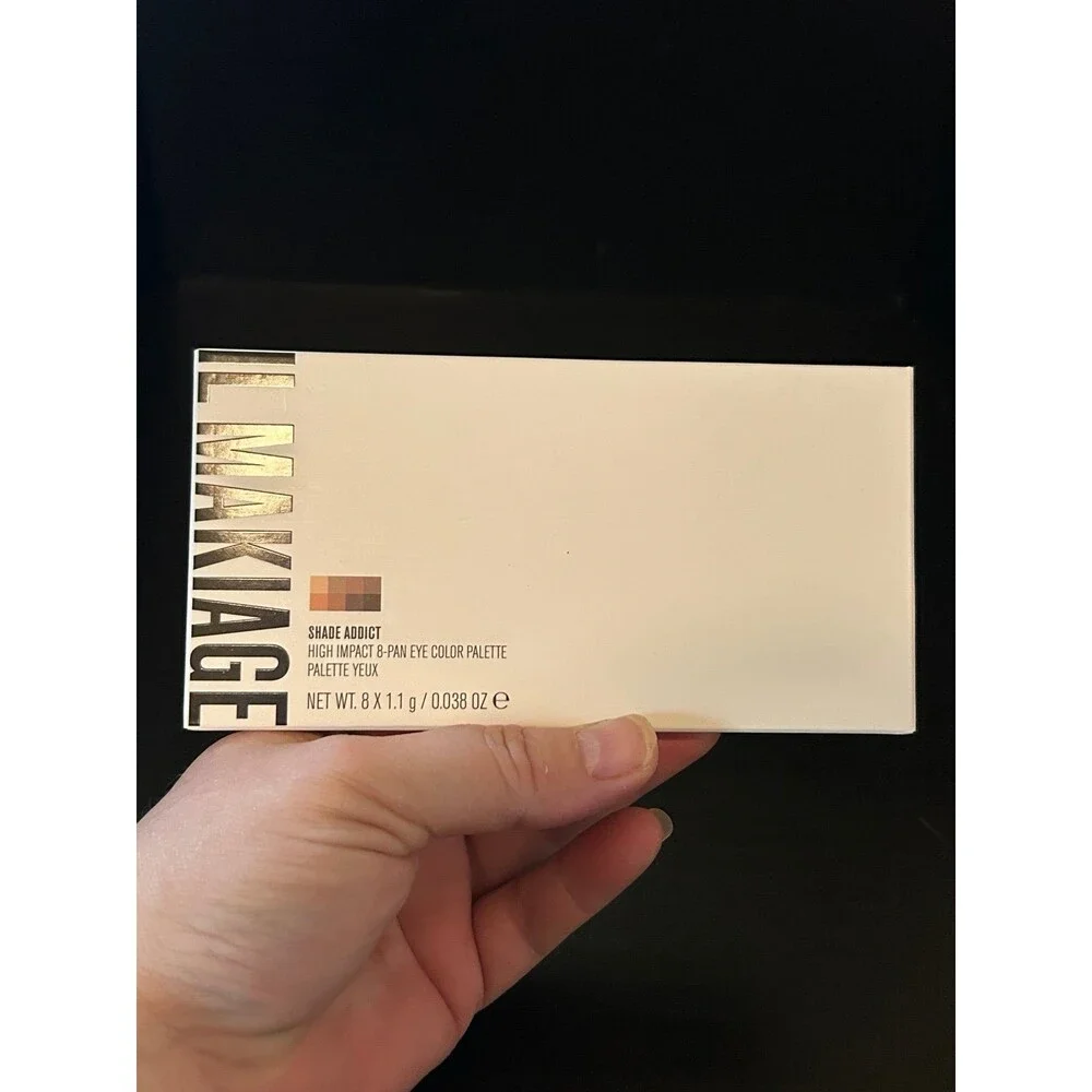 Il Makiage Shade Addict - High Impact 8 pan eye color palette